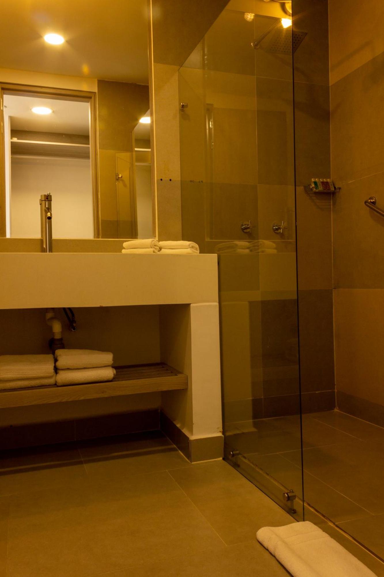 Vvc Hotel'S فيلافيسينسيو المظهر الخارجي الصورة